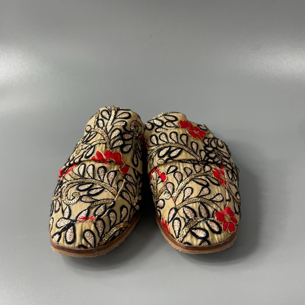 Free People Gold Embroidered Loafers, Size 36 - Picture 3 of 10
